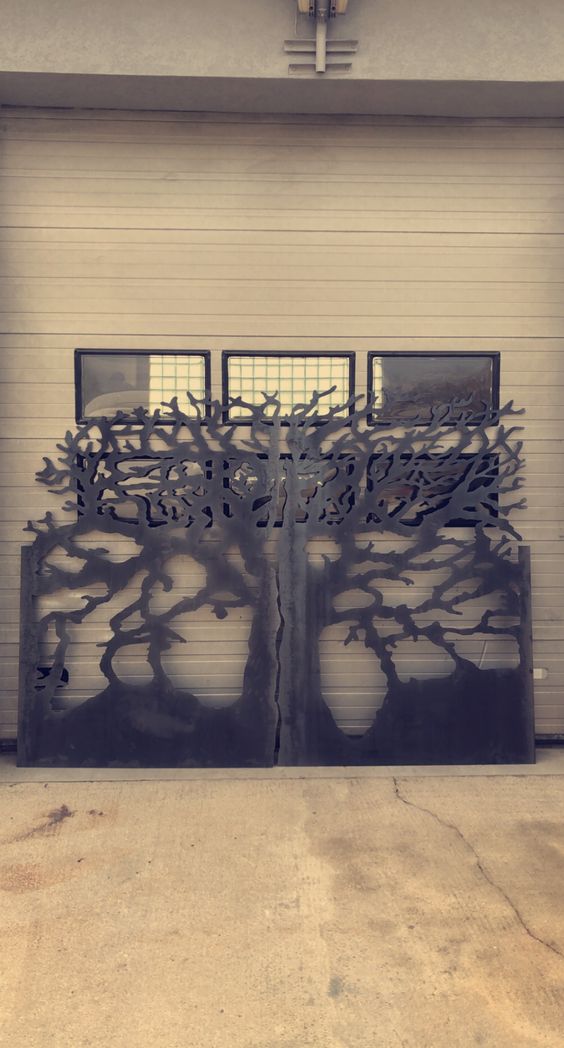 Tree oak gate DXF pattern with grass design – laser, plasma, and waterjet CNC cutting for park gates, garden fences, and decorative panels